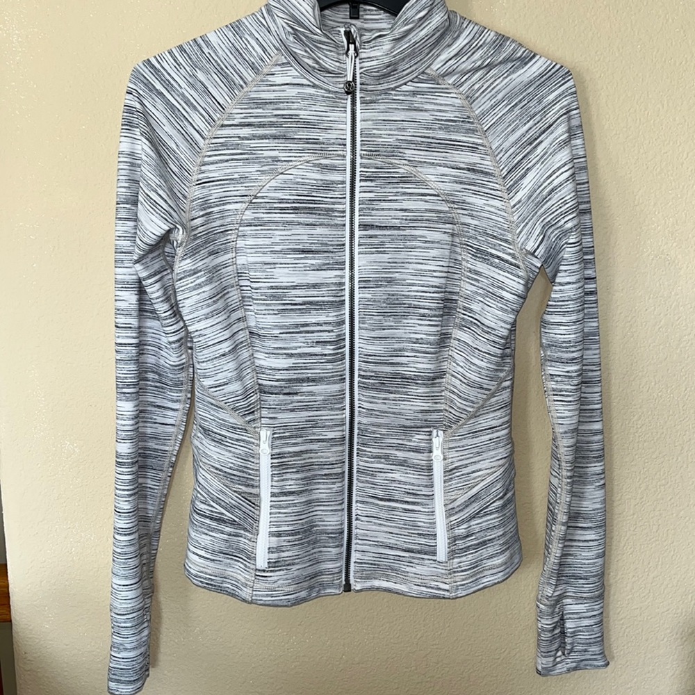 🖤🤍 Lululemon | Hustle in Your Bustle Jacket